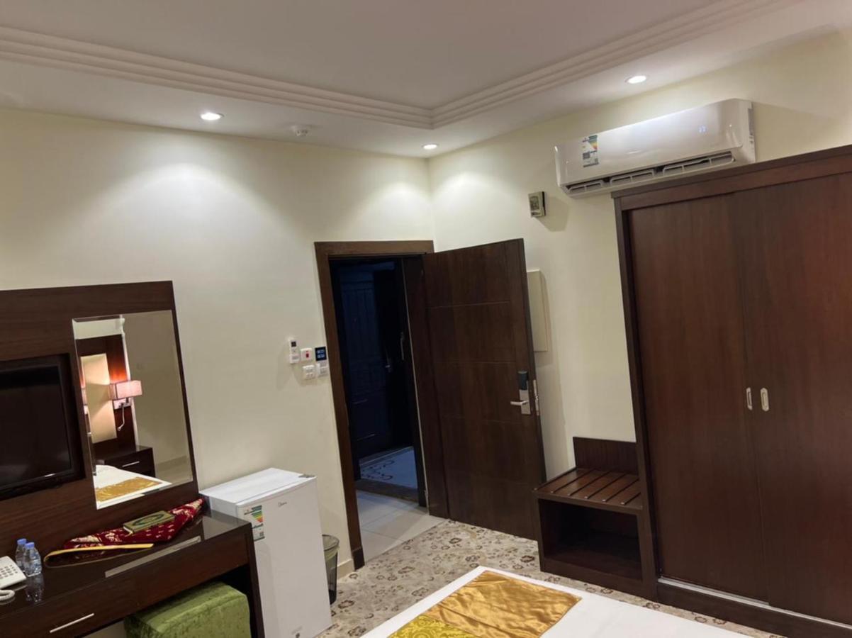 كيتان سويت للشقق المخدومة Jidá Exterior foto